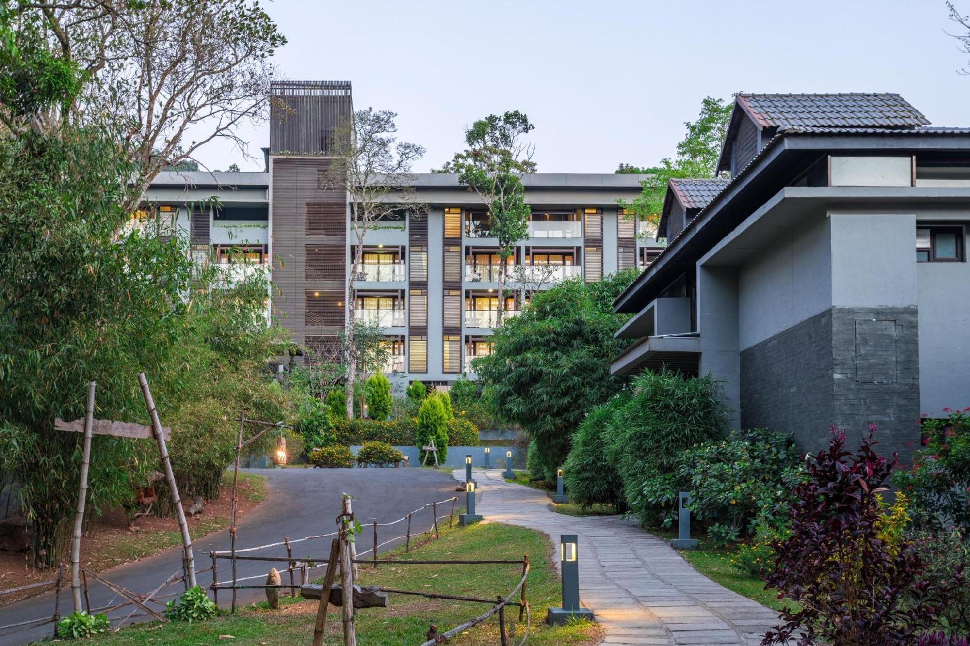 The Mountain Courtyard Thekkady Otel Dış mekan fotoğraf